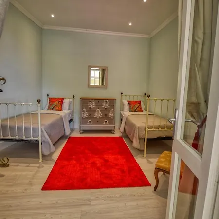 Apartamento Pezzo 3-bedroom Lakeview With Shared Garden And Terrace
